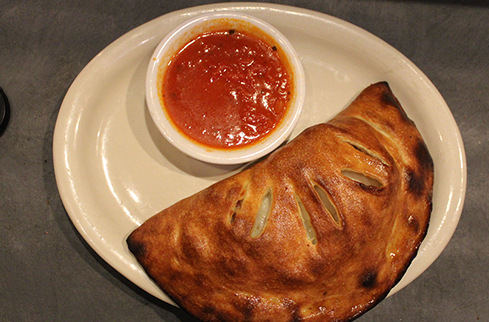 papazzi pizzeria - Veggie Calzone